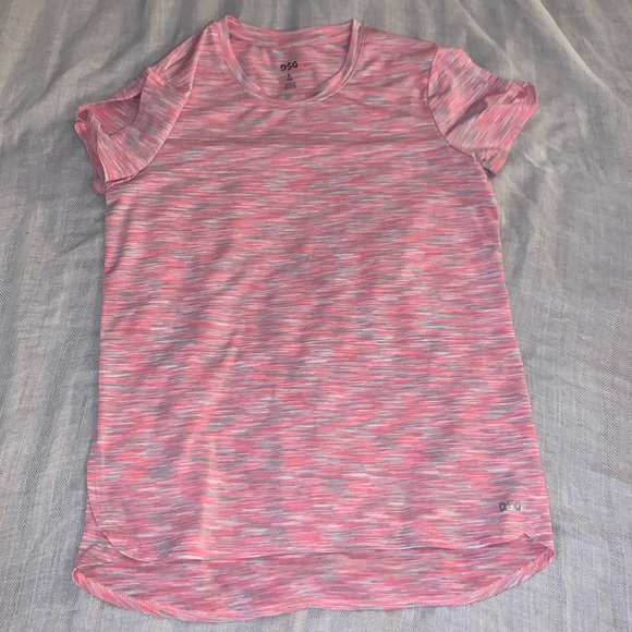 Bundle of 3 athletic tops - Picture 4 of 8